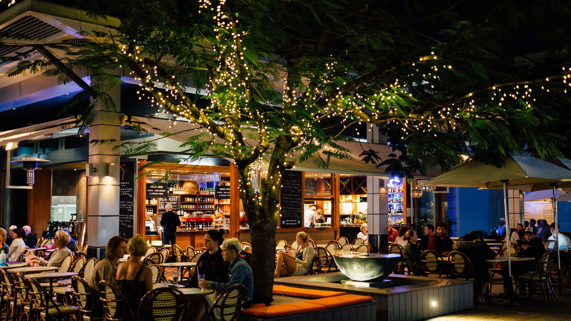 AromasCafeRestaurantNoosaS04 Aromas Noosa